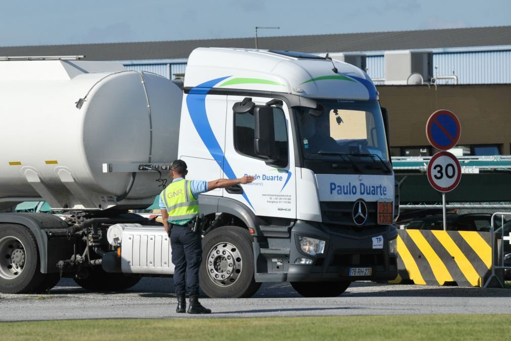 Greve dos motoristas. Cumpre-se o segundo dia e todos os trabalhadores estão a trabalhar