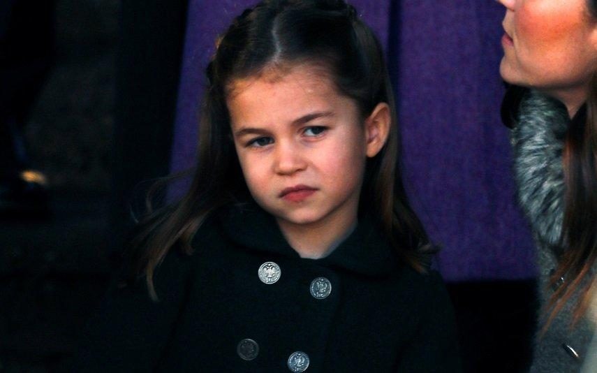 Charlotte A princesa rebelde: filha de William e Kate surpreende com ato irreverente