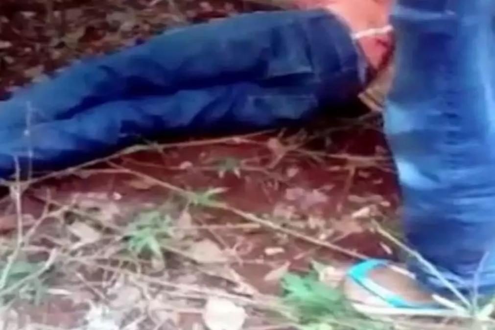 Filmam morte de adolescente e mandam imagens à família [vídeo+18]