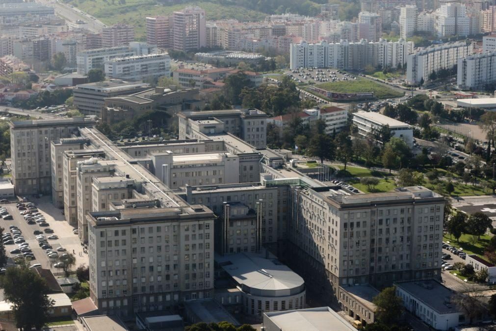 Covid-19. Hospital de Santa Maria descobre novos casos de infeção entre doentes internados