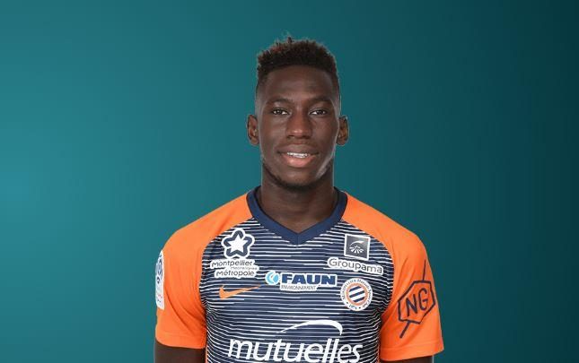 Junior Sambia, jogador do Montpellier, internado de urgência nos cuidados intensivos