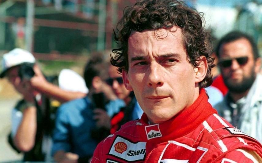 Descubra como seria Ayrton Senna com 62 anos e a cantar a sua música preferida