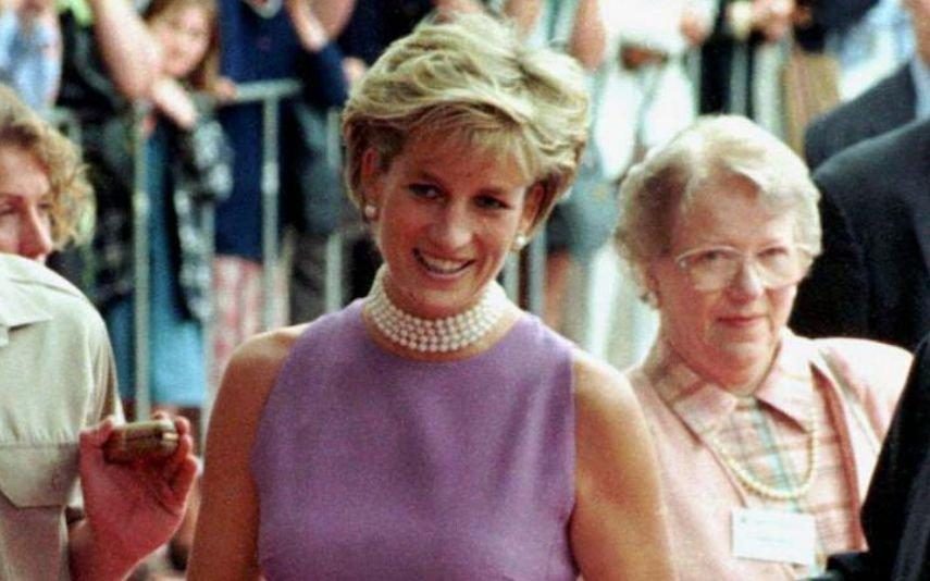 Princesa Diana foi apoiada pelo marido de Isabel II em segredo