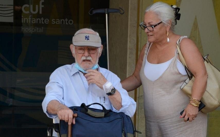 Ruy De Carvalho. Acompanhámos o ator após operação à coluna, aos 93 anos