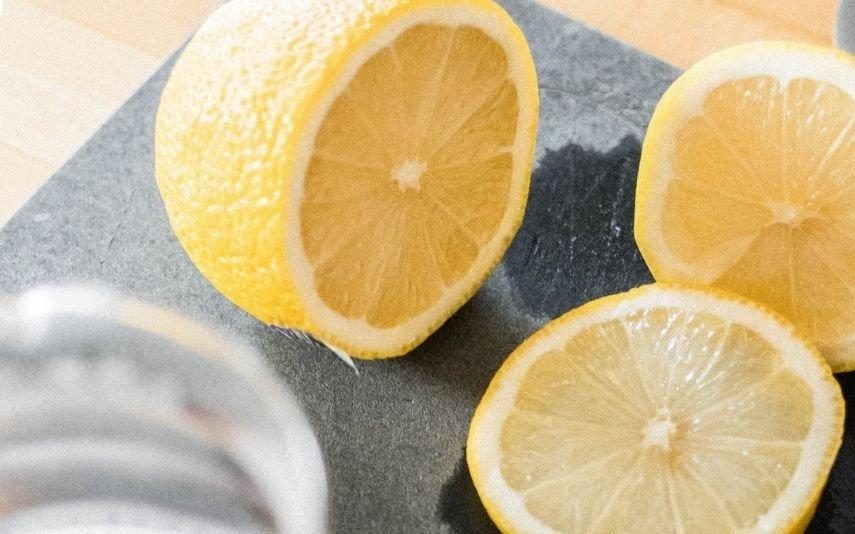 Alerta Gulosos! Esta Mousse de Limão só leva 3 ingredientes e é super fácil de fazer!