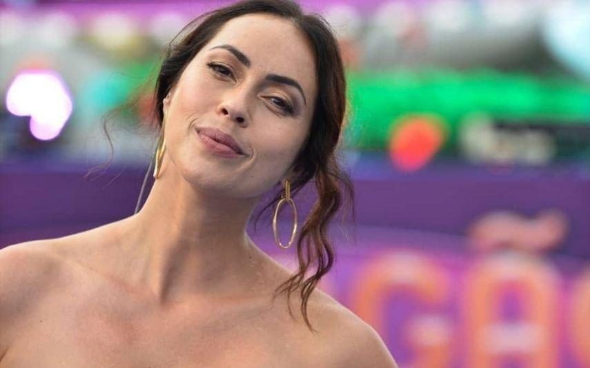 Foto da filha de Débora Monteiro impressiona fãs