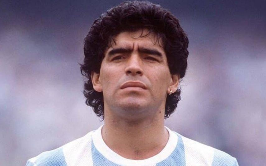 Diego Maradona Famosos reagem a morte do craque: 