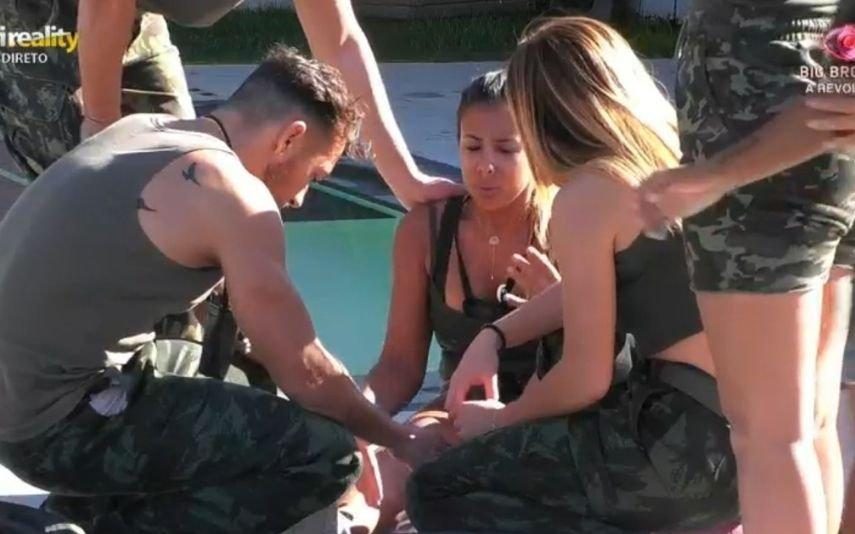 Big Brother. Joana lesiona-se após queda aparatosa, fica a chorar e deixa concorrentes em pânico