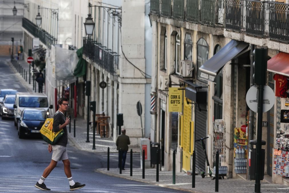 Comércio em Lisboa deve estar aberto ao sábado e encerrado ao domingo, defendem comerciantes