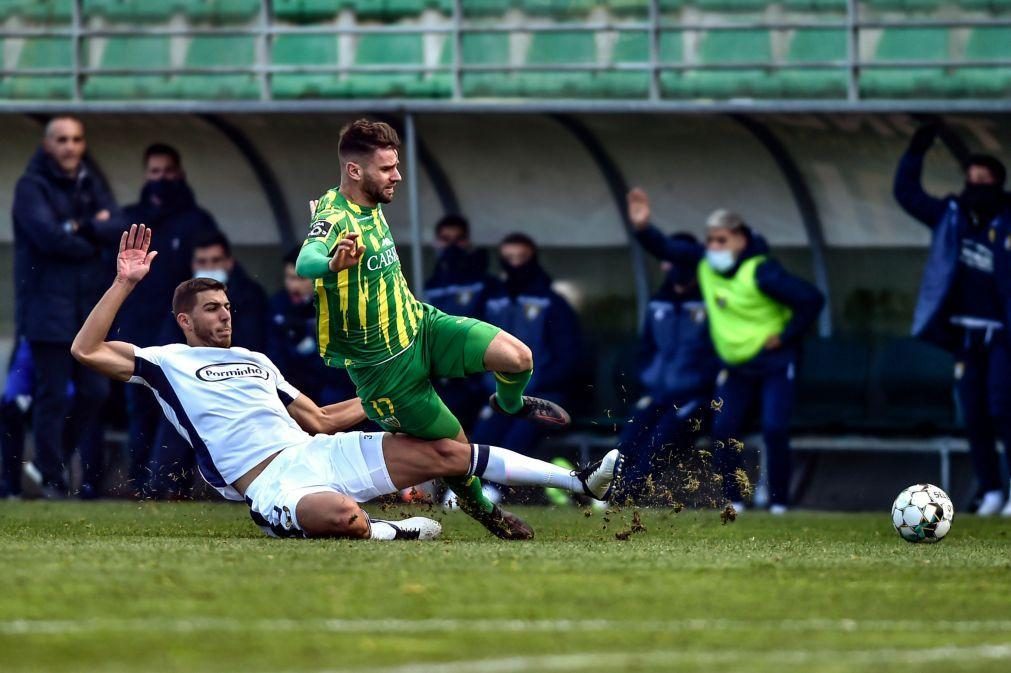 Tondela regressa às vitórias na I Liga frente ao Famalicão [vídeo]