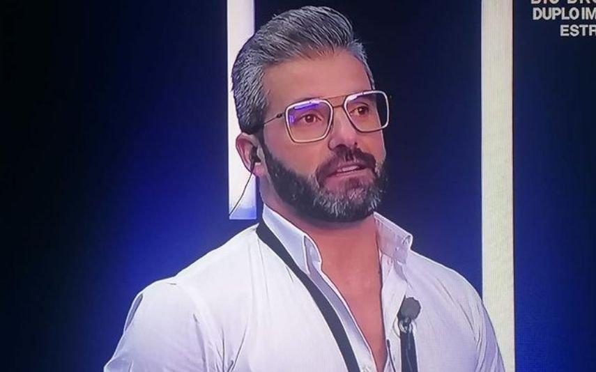 Big Brother - Duplo Impacto Reviravolta! Hélder ameaça desistir do reality show da TVI