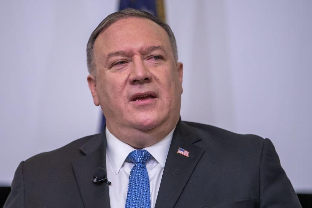 Pompeo desmarca viagem à Europa para apoiar Trump