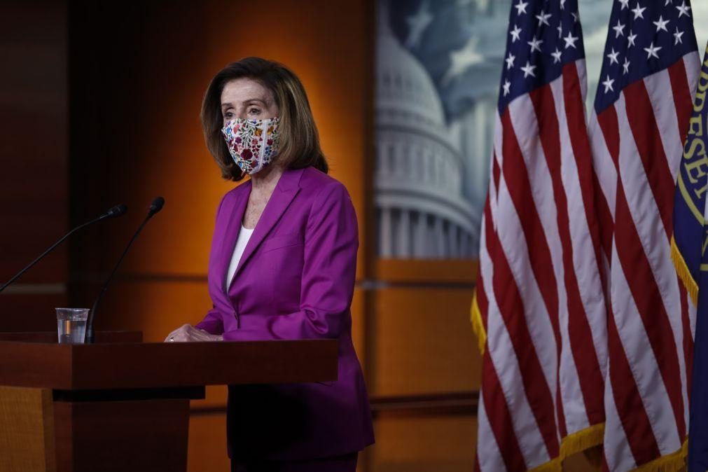 Pelosi acusa Trump de ser um 