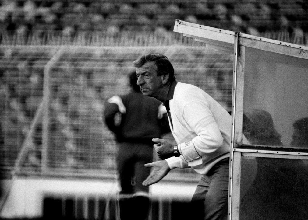 John Mortimore, treinador bicampeão pelo Benfica, morre aos 86 anos