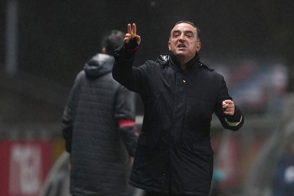 Carlos Carvalhal espera Portimonense a discutir o jogo e elogia Sporar e Borja