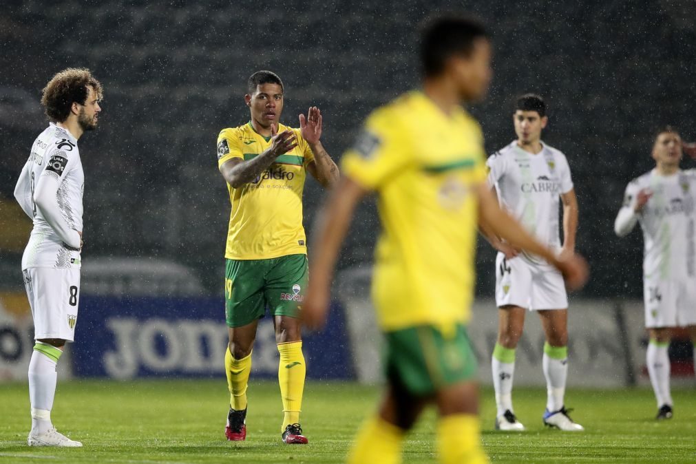 Paços de Ferreira vence Tondela e alcança Benfica no quarto lugar