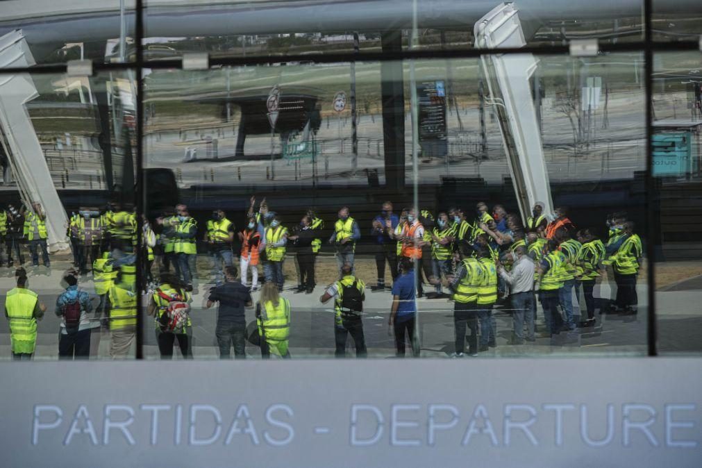 Queda no movimento de passageiros nos aeroportos agrava-se para 79,3% em janeiro