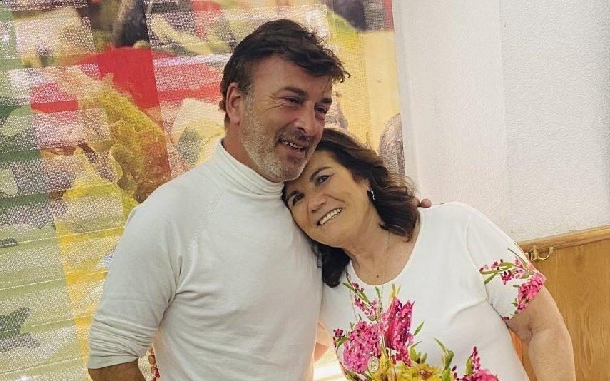 Dono de restaurante relata almoço entre Tony Carreira e Dolores Aveiro