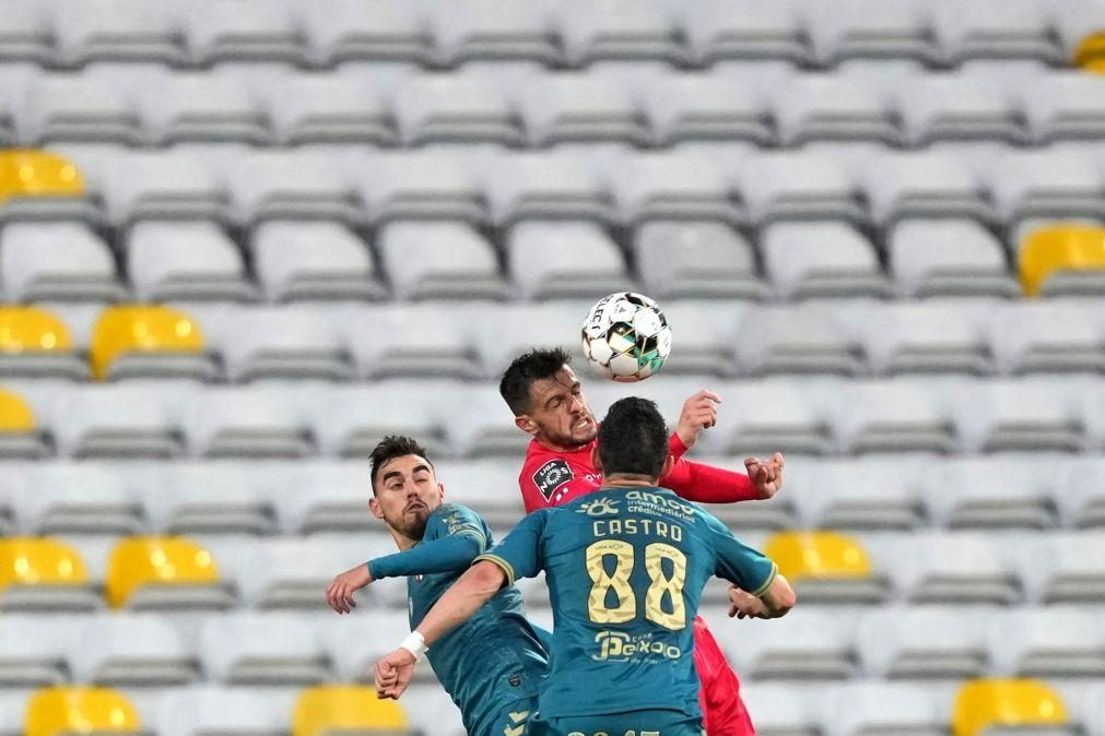 Sporting de Braga empata e oferece terceiro lugar ao Benfica [vídeo]