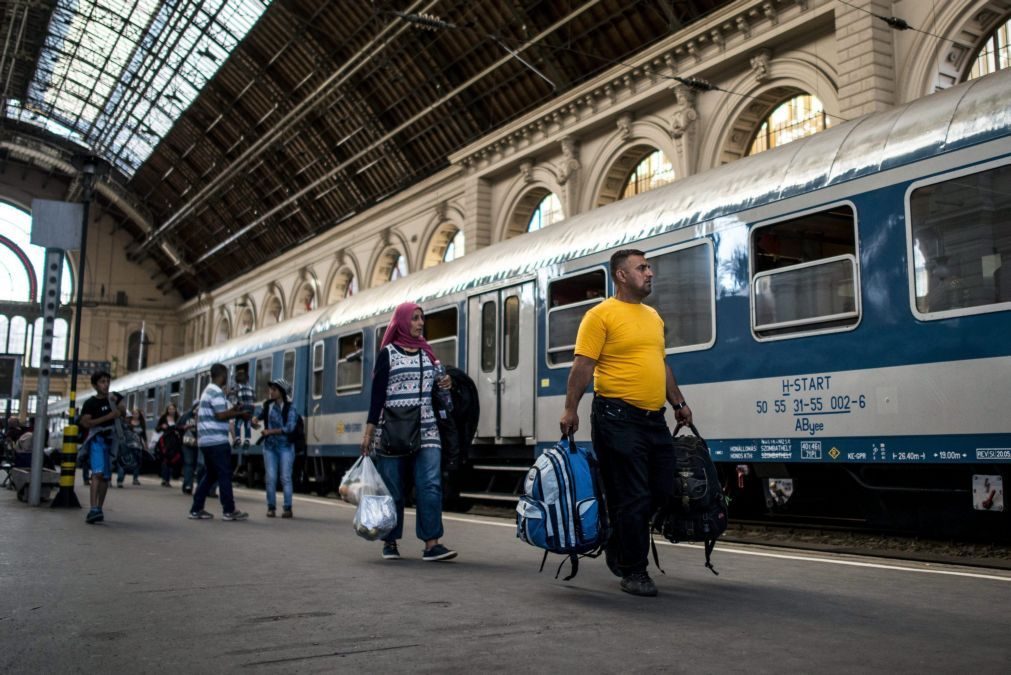 Última hora: Polícia húngara revista comboios internacionais após ameaça de bomba
