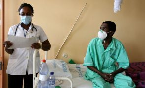 Covid-19: Mortalidade por tuberculose em Angola pode aumentar 20% em 2021 devido à pandemia