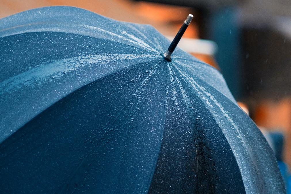 Meteorologia prevê sábado com muita chuva e vento forte