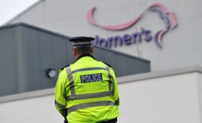 Polícia britânica liberta quatro suspeitos e identifica autor do atentado em Liverpool