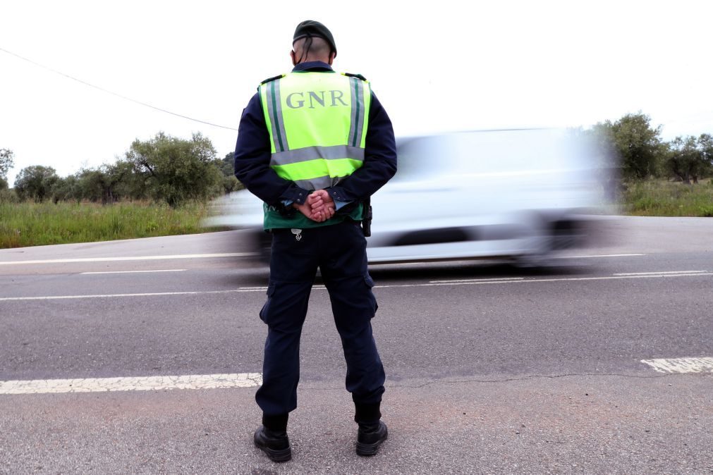 Covid-19: GNR de Viseu está surdo há um ano após tomar ser vacinado