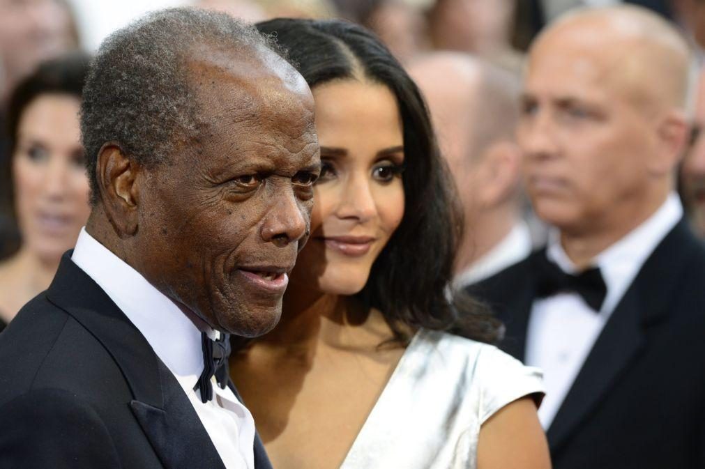 Ator pioneiro Sidney Poitier morre aos 94 anos