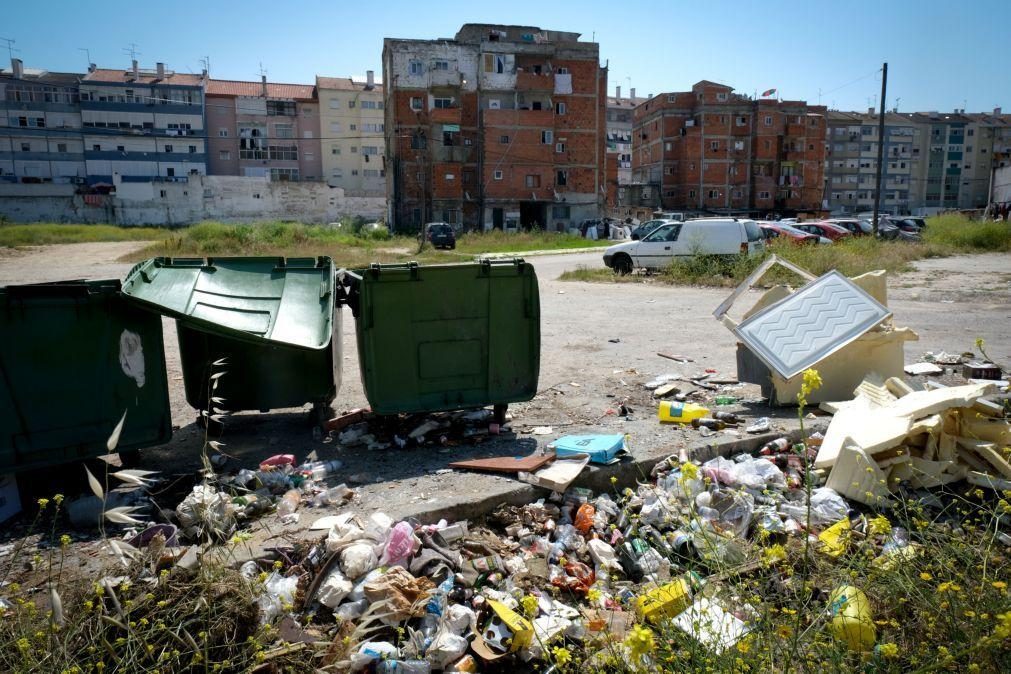 Câmara do Seixal aprova contrato para realojamento de habitantes do bairro da Jamaica