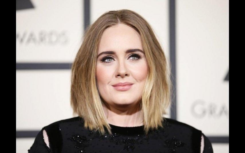 Teoria da conspiração diz que Adele e Sam Smith são a mesma pessoa