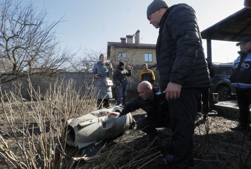 Ucrânia: Forças armadas dizem ter abatido oito helicópteros russos