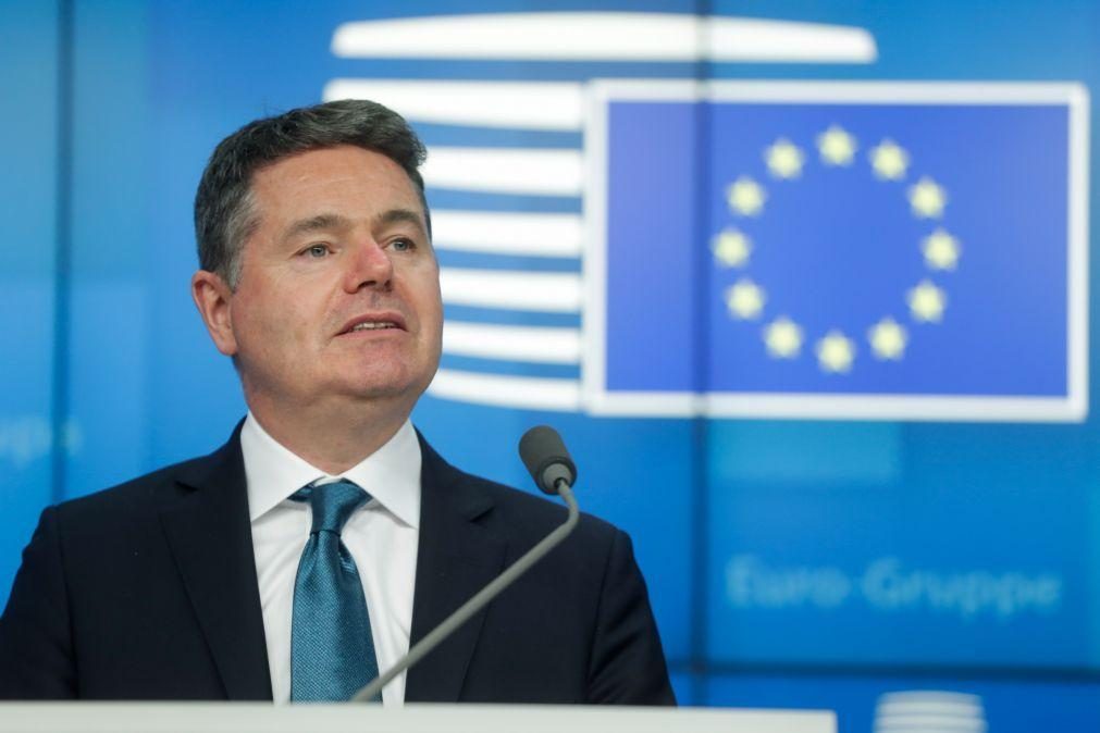 Ucrânia: Eurogrupo admite