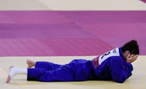 Lesão no ombro elimina Patrícia Sampaio nas meias-finais dos Europeus de judo