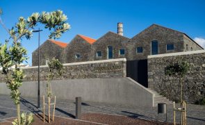 Centro de Artes Contemporâneas dos Açores mostra A4 de João Gil e Violette Maillard