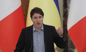 Ucrânia: Encerramento de radiotelevisão canadiana na Rússia 