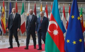 Arménia e Azerbaijão concordam em avançar para acordo de paz