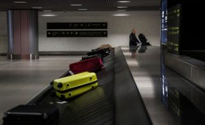 Aeroporto do Porto. Seis funcionários constituídos arguidos após roubo de malas