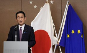 Primeiro-ministro do Japão pondera participar na próxima cimeira da NATO