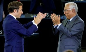 António Costa almoça com Macron e inaugura exposições portuguesas em Paris