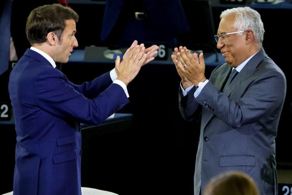 António Costa almoça com Macron e inaugura exposições portuguesas em Paris