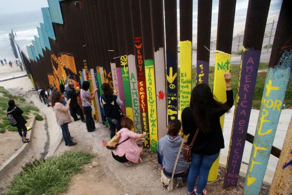 México garante que não pagará construção de muro fronteiriço