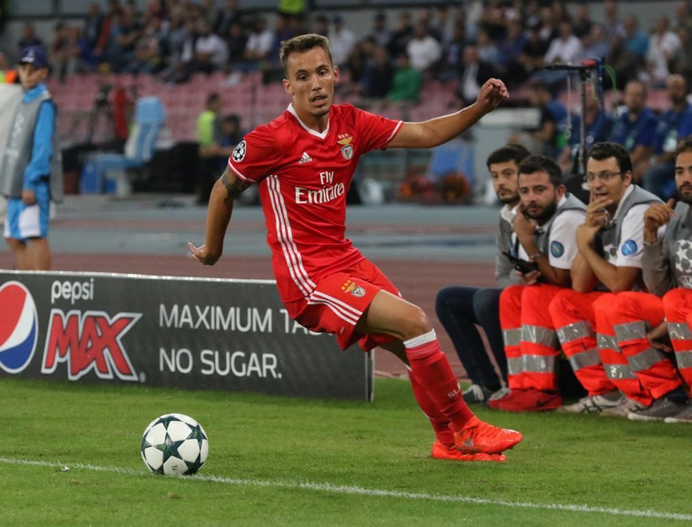 Benfica desmente notícia sobre saída de Grimaldo