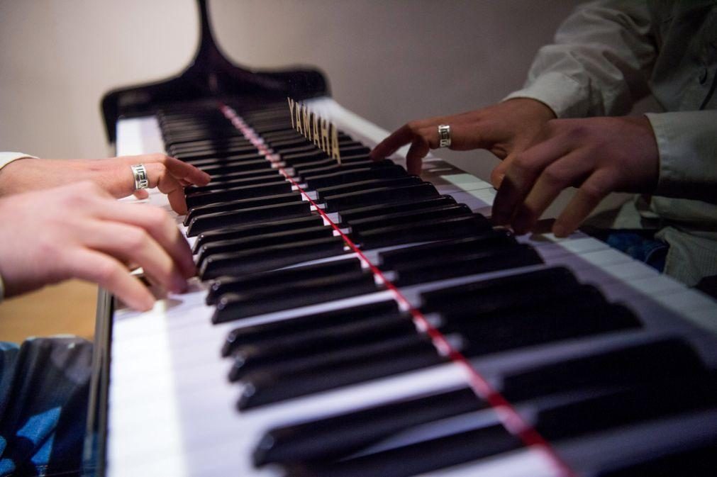 Pianista russo Boris Berman homenageia Ucrânia na Semana de Piano de Óbidos